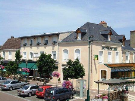 Logis Saint Louis La Suze-sur-Sarthe Exterior foto